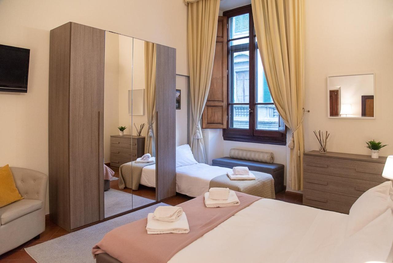 Coco Places Soggiorno Panerai, Centro Storico Firenze Bagian luar foto