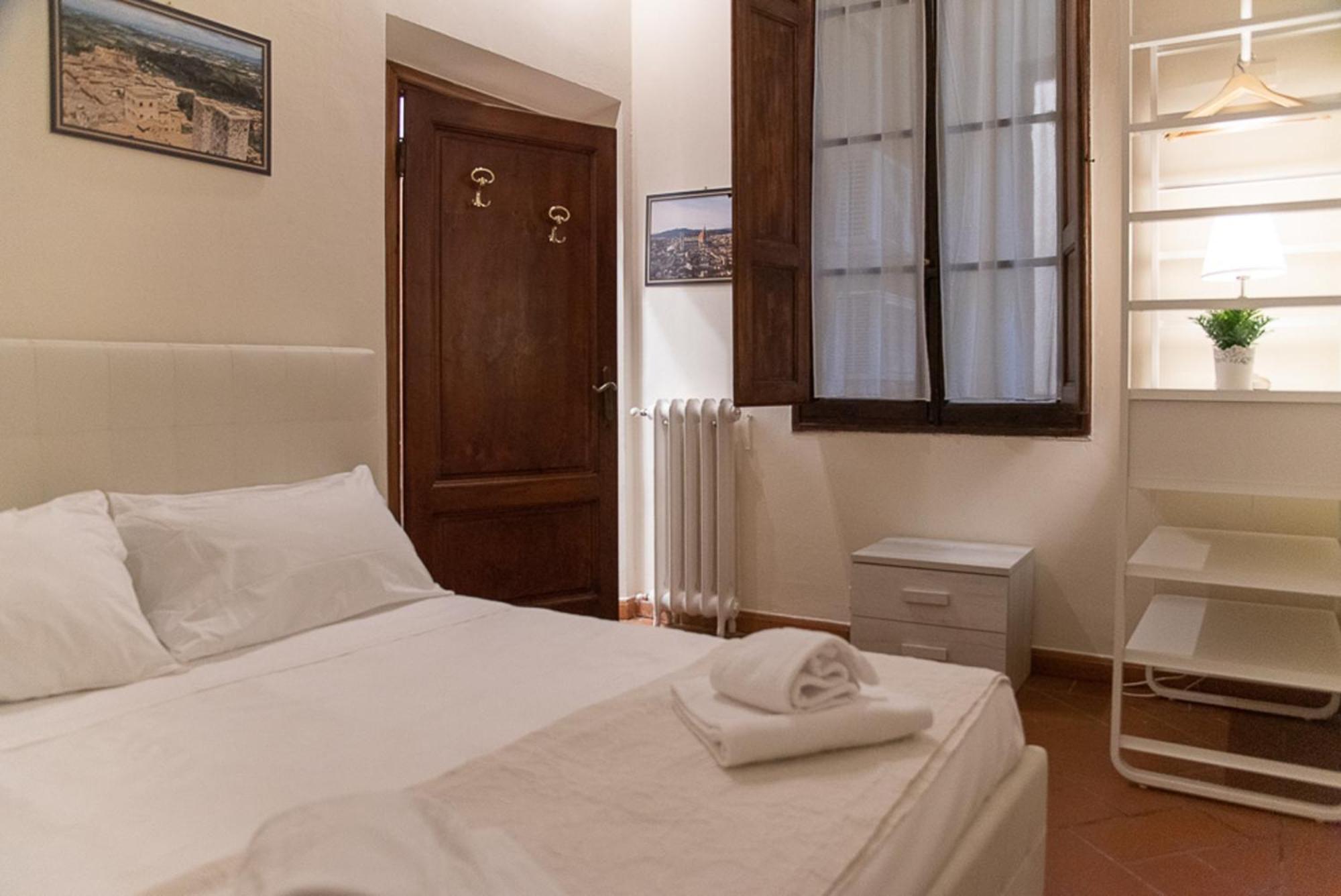 Coco Places Soggiorno Panerai, Centro Storico Firenze Ruang foto